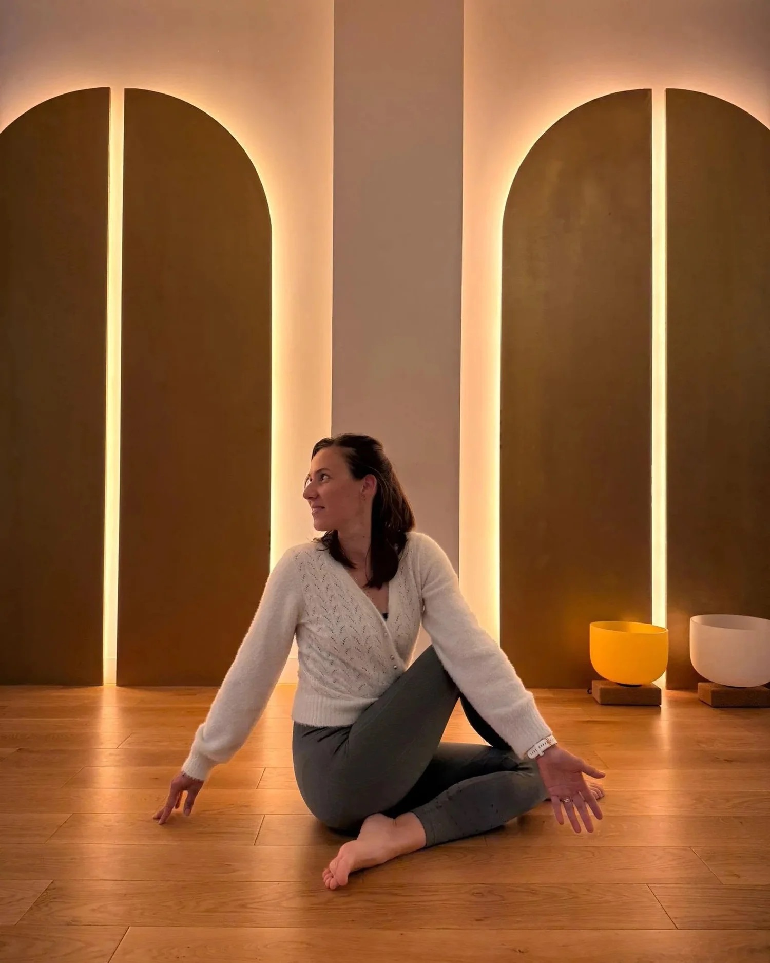 Manon, professeure de yoga vinyasa et yoga réveil corporel chez ELEVATION